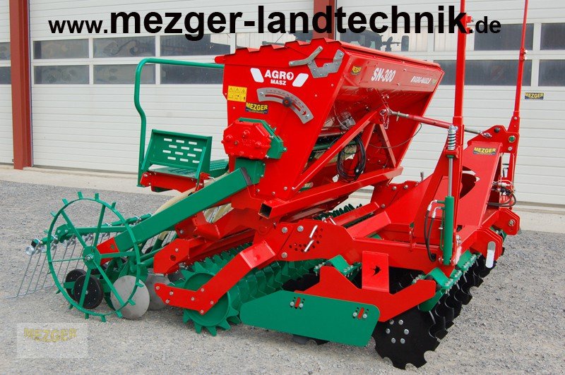 Drillmaschinenkombination des Typs Agro-Masz SN 300T Säkombination mit Scheibenegge, Neumaschine in Ditzingen (Bild 1)