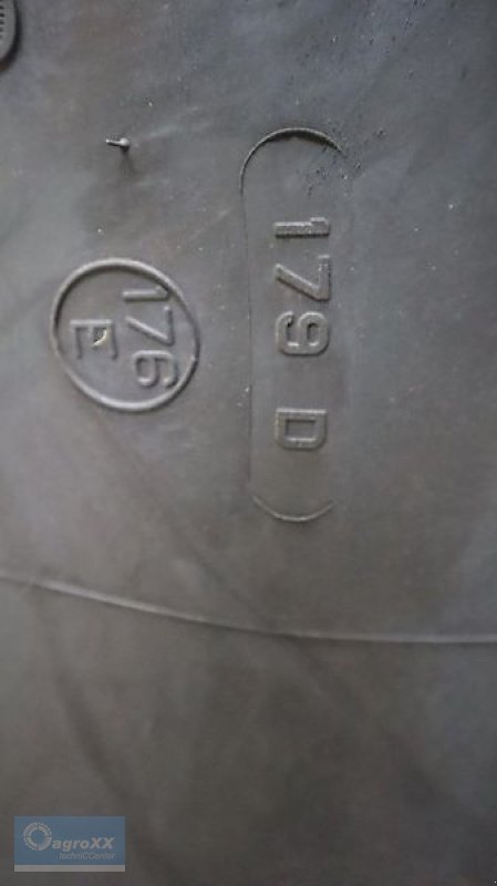 Reifen des Typs Bridgestone VF710/70R42 --VT-TRACTOR--SONDERPOSTEN--REIFEN MIT KLEINER MACKE--, Neumaschine in Ennigerloh (Bild 15)