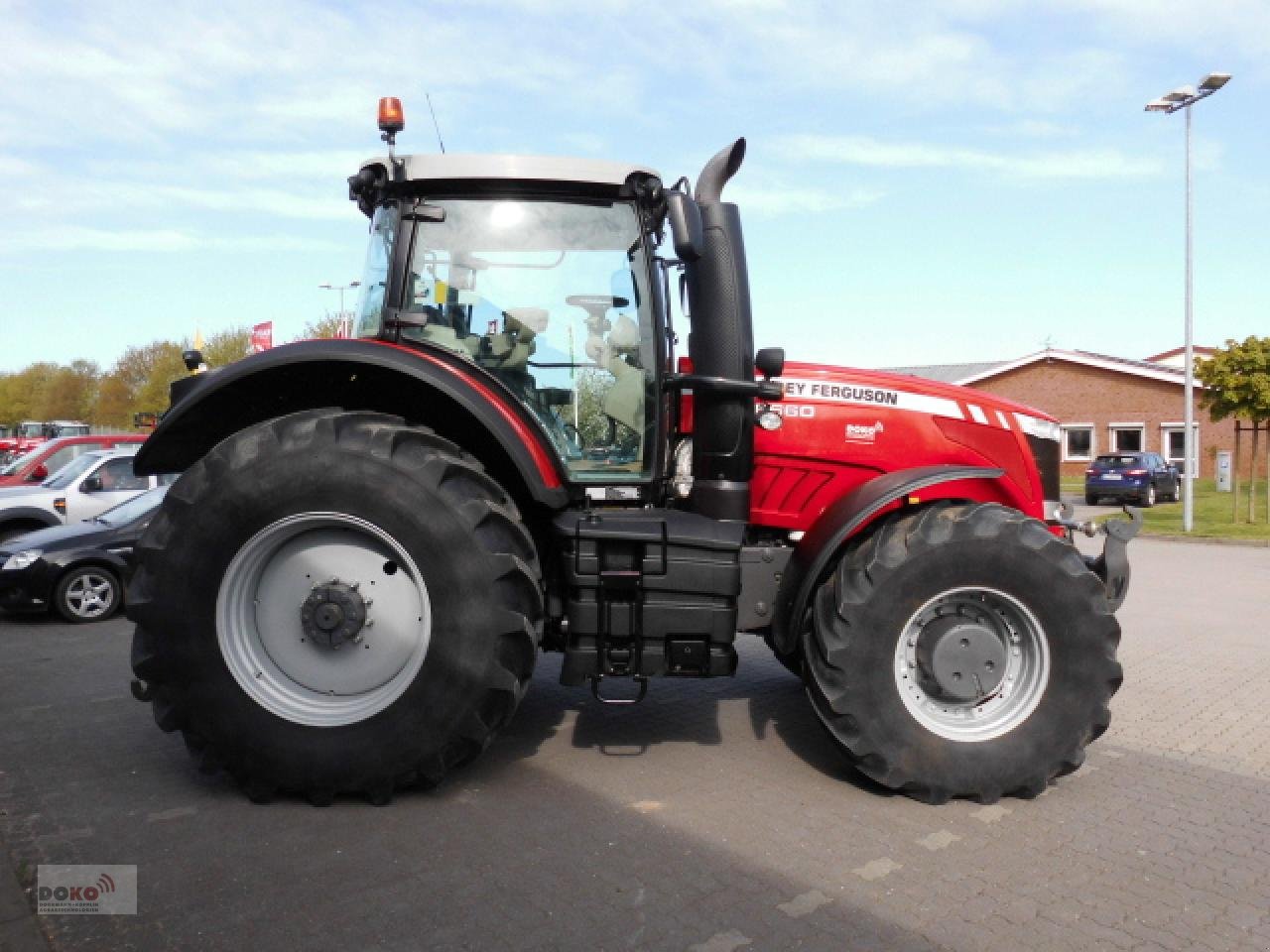 Traktor des Typs Massey Ferguson 8660 DVT EXC, Neumaschine in Schoenberg (Bild 3)