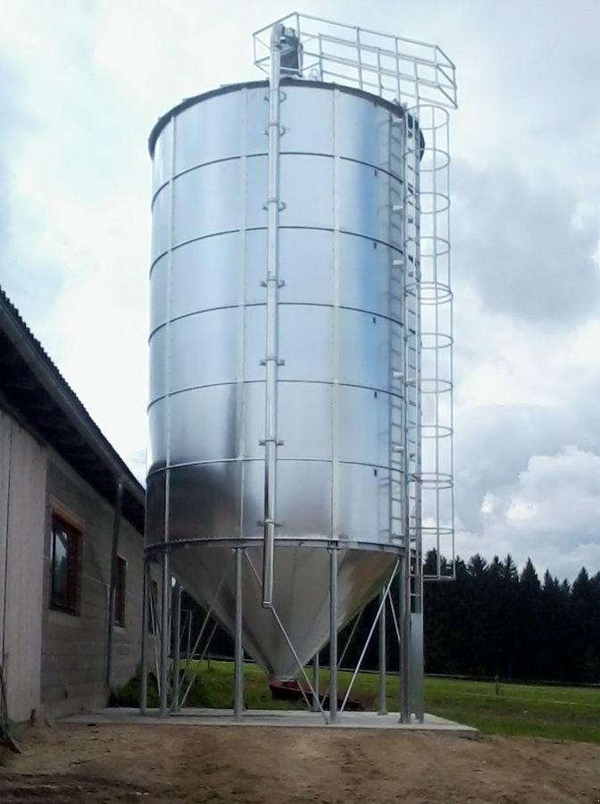 Silo des Typs Conpexim Trichtersilo 4,615 m Durchmesser, Neumaschine in Apetlon (Bild 1)