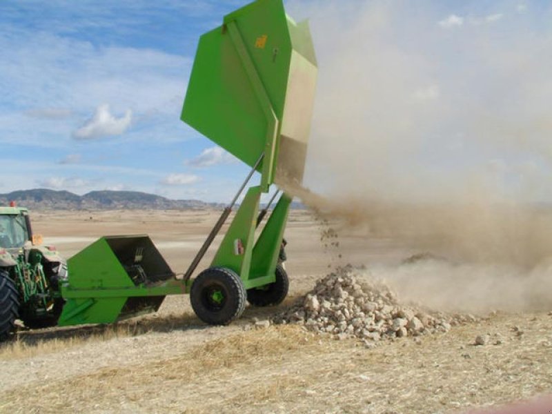 Sonstige Bodenbearbeitungsgeräte des Typs Conpexim Steinsammler 3000AE 2,1m pick neu, Neumaschine in Apetlon (Bild 1)