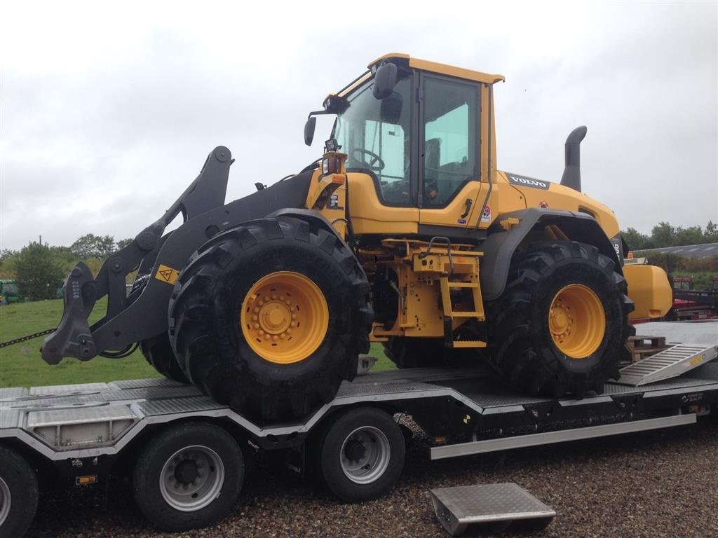 Radlader des Typs Volvo 750/65R26 Traktor hjul, Gebrauchtmaschine in Lintrup (Bild 6)