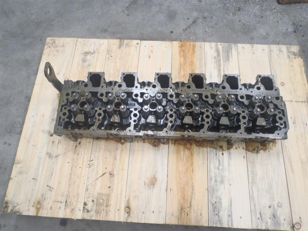 Sonstiges Traktorzubehör des Typs Fendt 939 // Topstykke / Cylinder Head, Gebrauchtmaschine in Viborg (Bild 2)