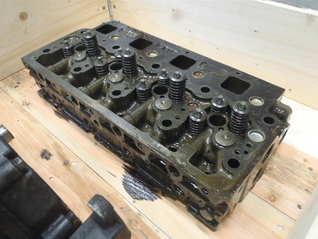 Sonstiges Traktorzubehör des Typs Sonstige Manitou MLT 735-120PS // Topstykke / Cylinder Head, Gebrauchtmaschine in Viborg (Bild 3)