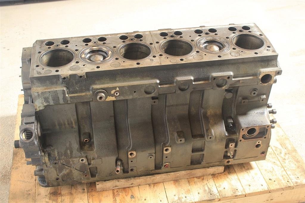 Sonstiges Traktorzubehör des Typs Valtra S353 Shortblock, Gebrauchtmaschine in Viborg (Bild 3)