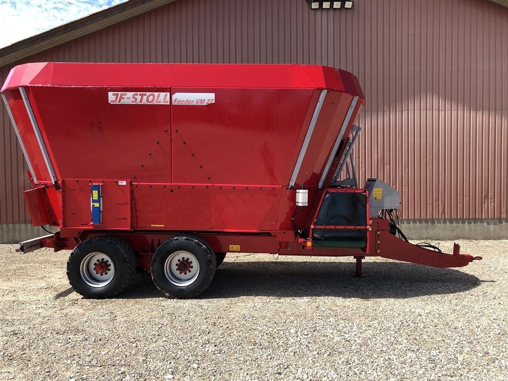 Futterverteilwagen des Typs JF VM27  Feeder vertikalblander, Gebrauchtmaschine in Nykøbing Mors (Bild 2)