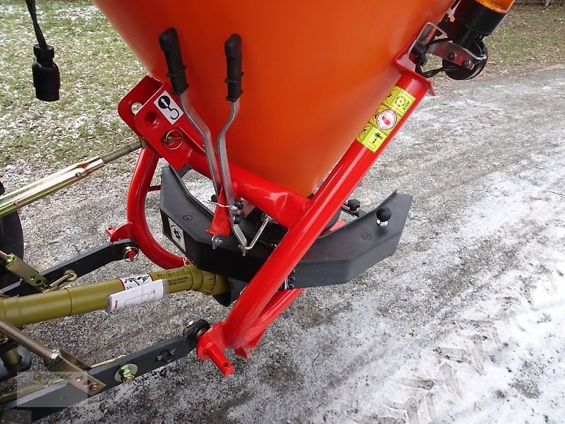 Schneepflug des Typs Dexwal Salzstreuer Düngerstreuer Streuer Trichterstreuer 200 Liter Standard, Neumaschine in Sülzetal OT Osterweddingen (Bild 10)