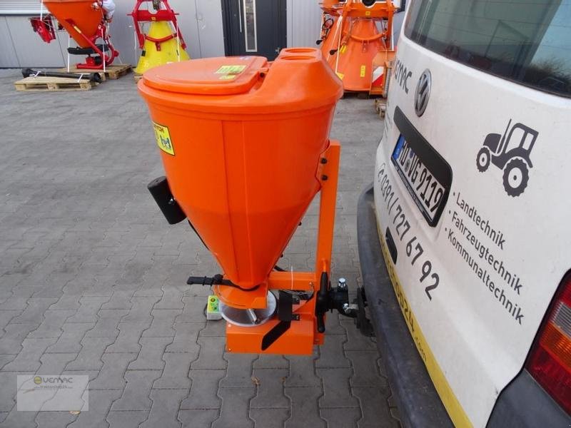 Schneepflug des Typs Dexwal Salt Drog 100 Liter Streuer ATV Radlader PKW Elektro NEU, Neumaschine in Sülzetal OT Osterweddingen (Bild 3)