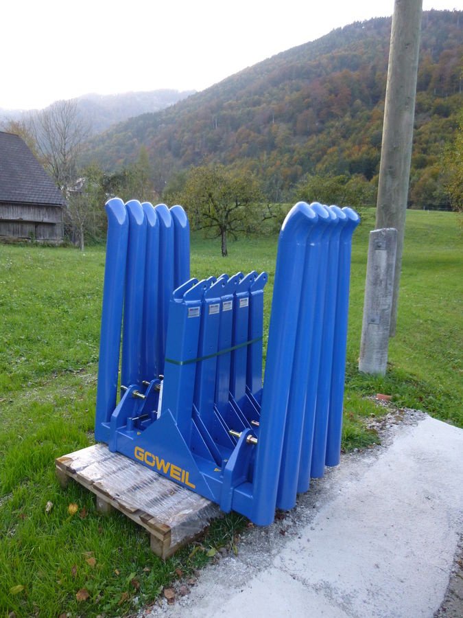 Folienballenzange des Typs Göweil Ballen-Transportgabel BTGME, Neumaschine in Ebensee (Bild 4)