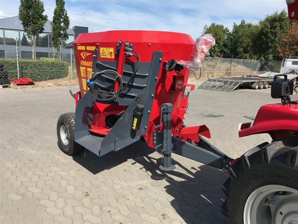 Futterverteilwagen des Typs FiMAKS FMV 2,5, Gebrauchtmaschine in Herning (Bild 2)