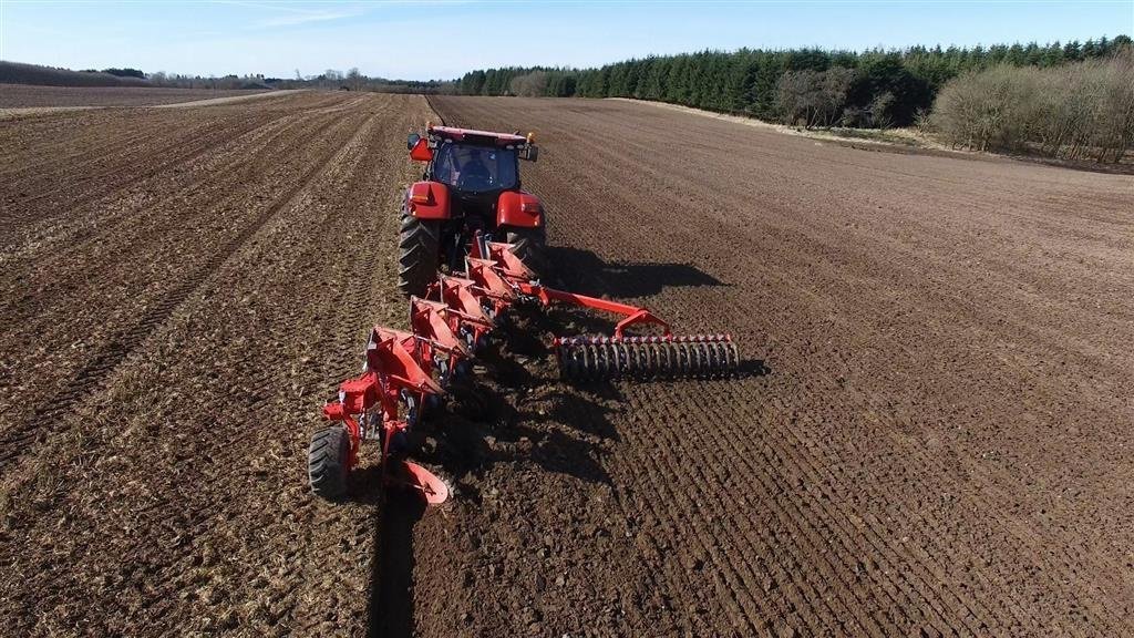 Pflug des Typs Unia Vario S 5 Plus Pakker, Gebrauchtmaschine in Hadsund (Bild 2)