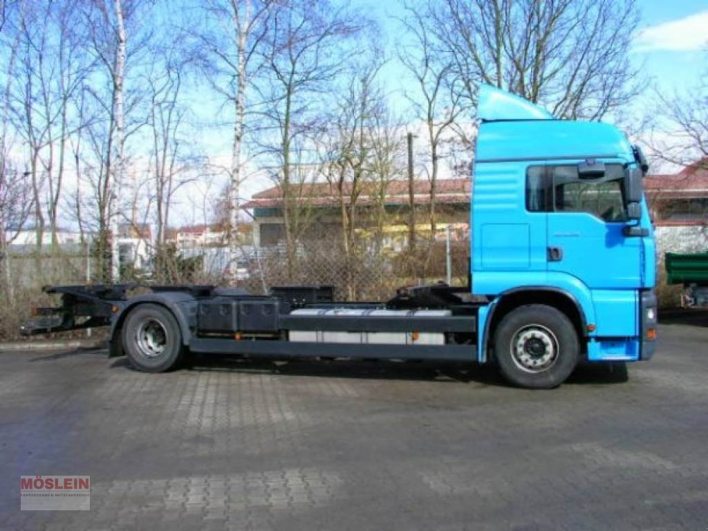 LKW des Typs MAN TGA 02 18.410 TGA2 Achs BDF- LKW, Gebrauchtmaschine in Schwebheim (Bild 5)