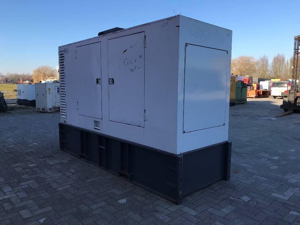 Notstromaggregat des Typs Iveco 8065 SRE - 125 kVA Generator - DPX-11283, Gebrauchtmaschine in Oudenbosch (Bild 2)