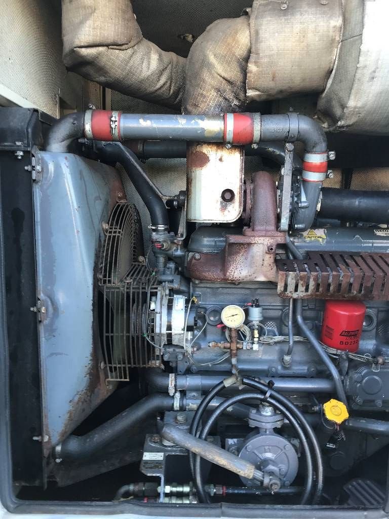 Notstromaggregat des Typs Iveco 8065 SRE - 125 kVA Generator - DPX-11283, Gebrauchtmaschine in Oudenbosch (Bild 11)