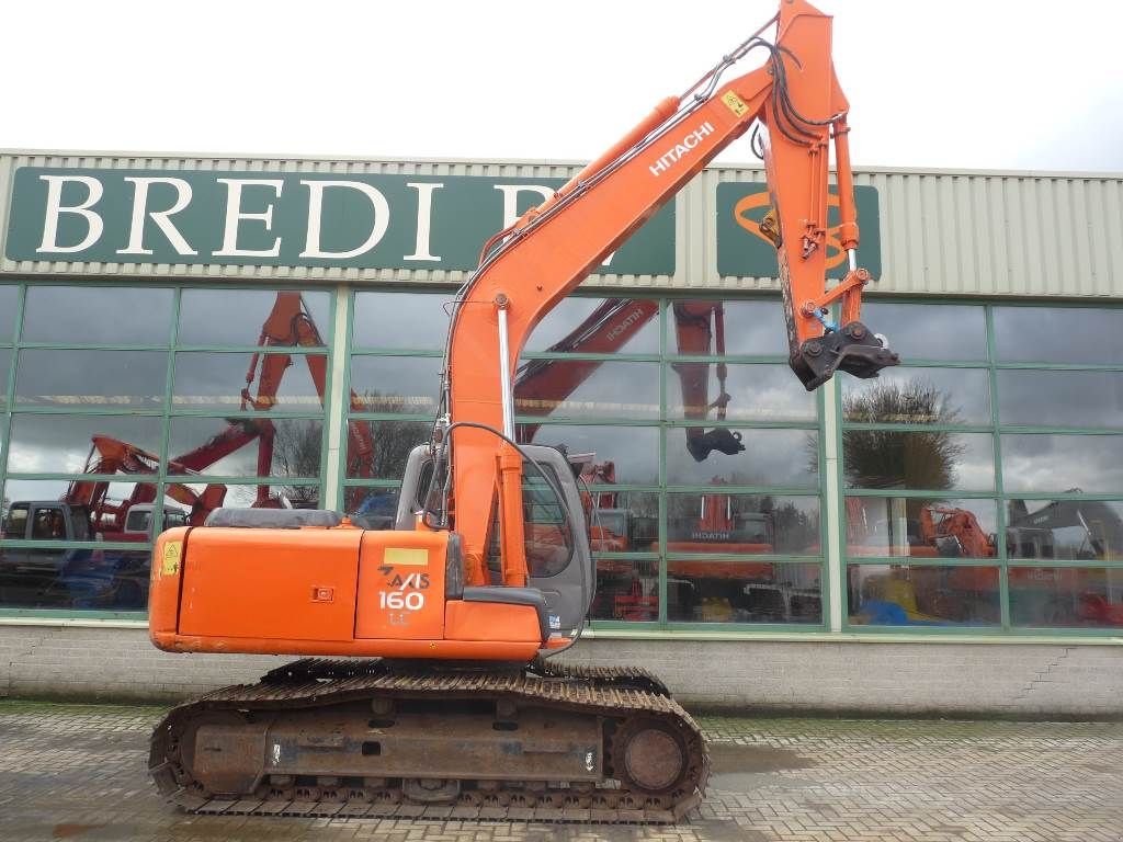 Kettenbagger des Typs Hitachi ZX160LC, Gebrauchtmaschine in Roosendaal (Bild 3)