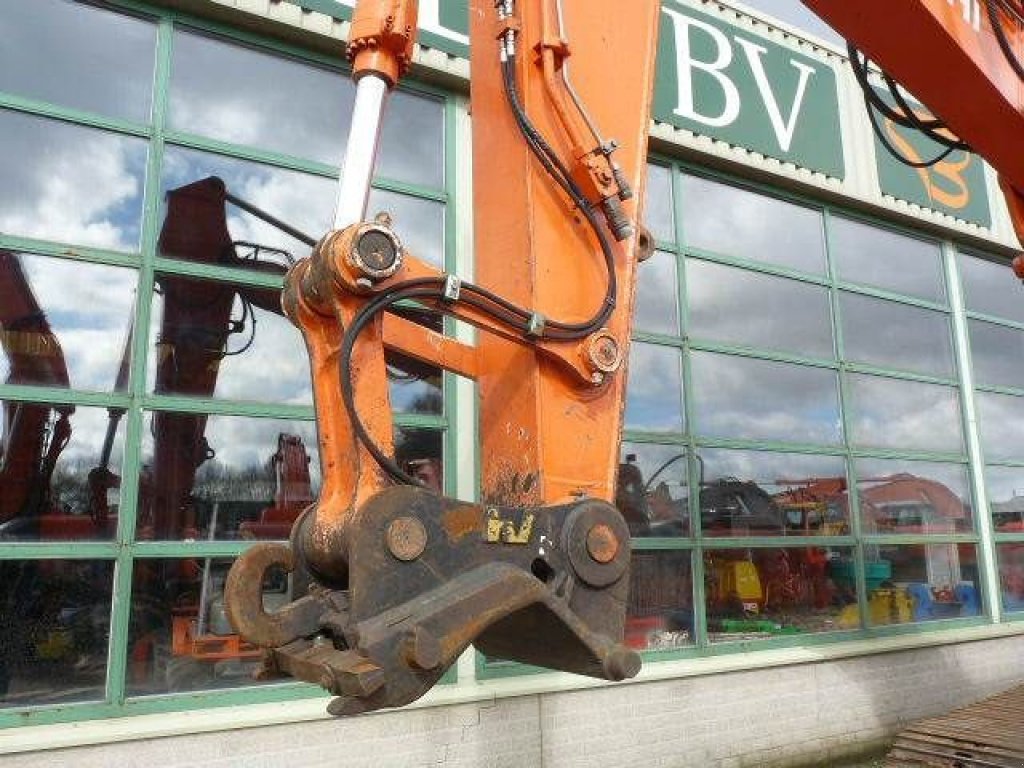 Kettenbagger des Typs Hitachi ZX 180 LC, Gebrauchtmaschine in Roosendaal (Bild 5)