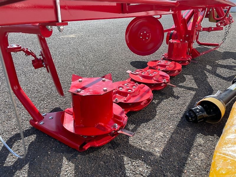 Mähwerk des Typs Minos Agri Scheibenmähwerk T-DCBM 5, Neumaschine in Münstermaifeld (Bild 2)