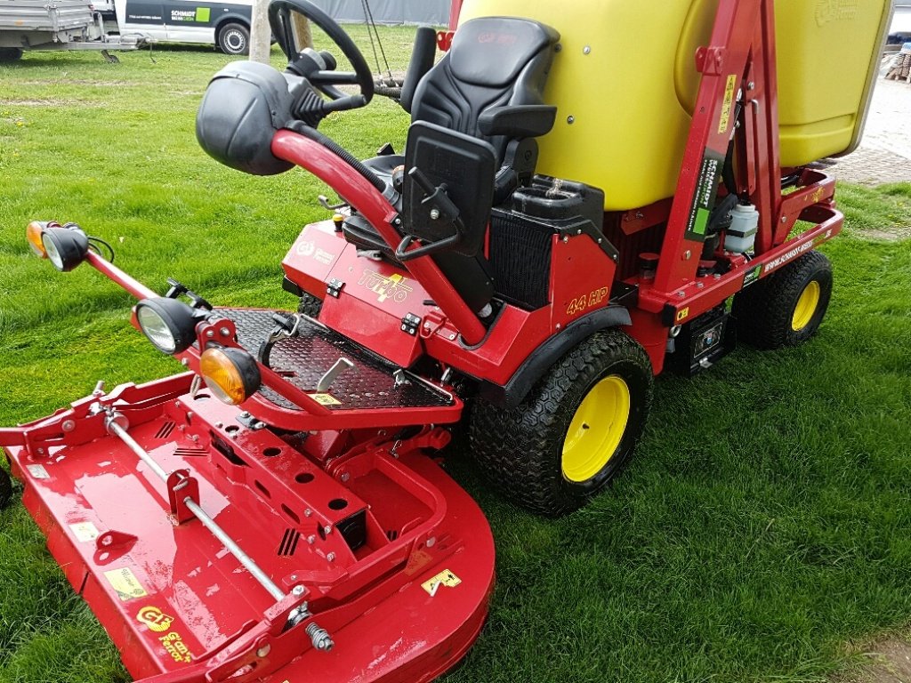 Großflächenmäher des Typs Ferrari Turbo 4, Gebrauchtmaschine in Herrenberg (Bild 2)