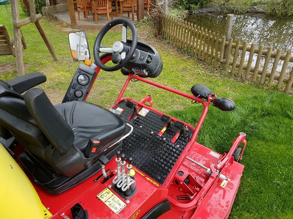 Großflächenmäher des Typs Ferrari Turbo 4, Gebrauchtmaschine in Herrenberg (Bild 5)