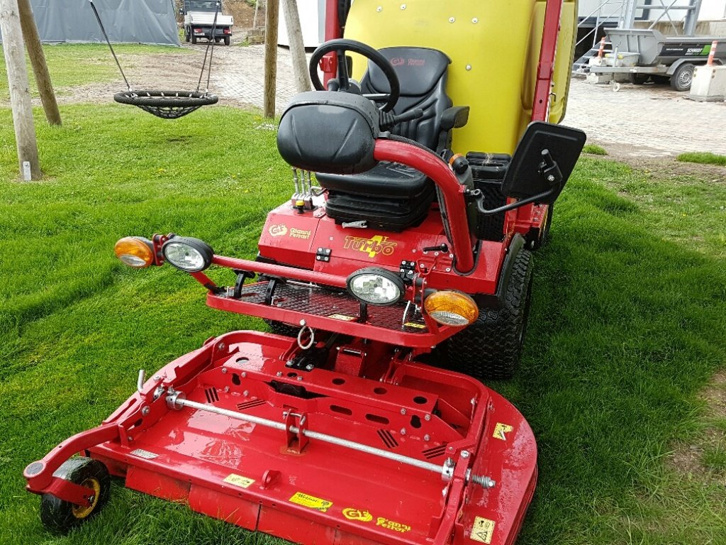 Großflächenmäher des Typs Ferrari Turbo 4, Gebrauchtmaschine in Herrenberg (Bild 6)