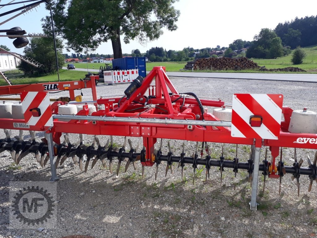 Sonstige Grünlandtechnik & Futtererntetechnik des Typs Evers Grasnabenbelüfter GB-6, Mietmaschine in Huglfing (Bild 2)