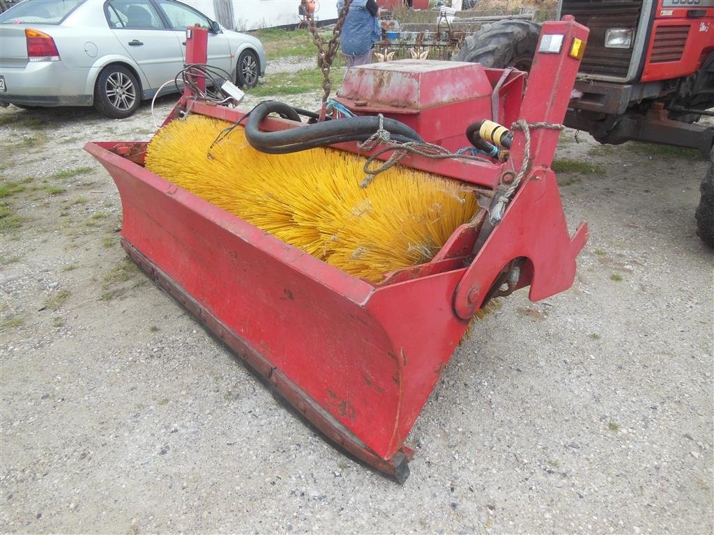 Schneeräumschild des Typs Sonstige Sneplov med kost, Gebrauchtmaschine in Egtved (Bild 1)