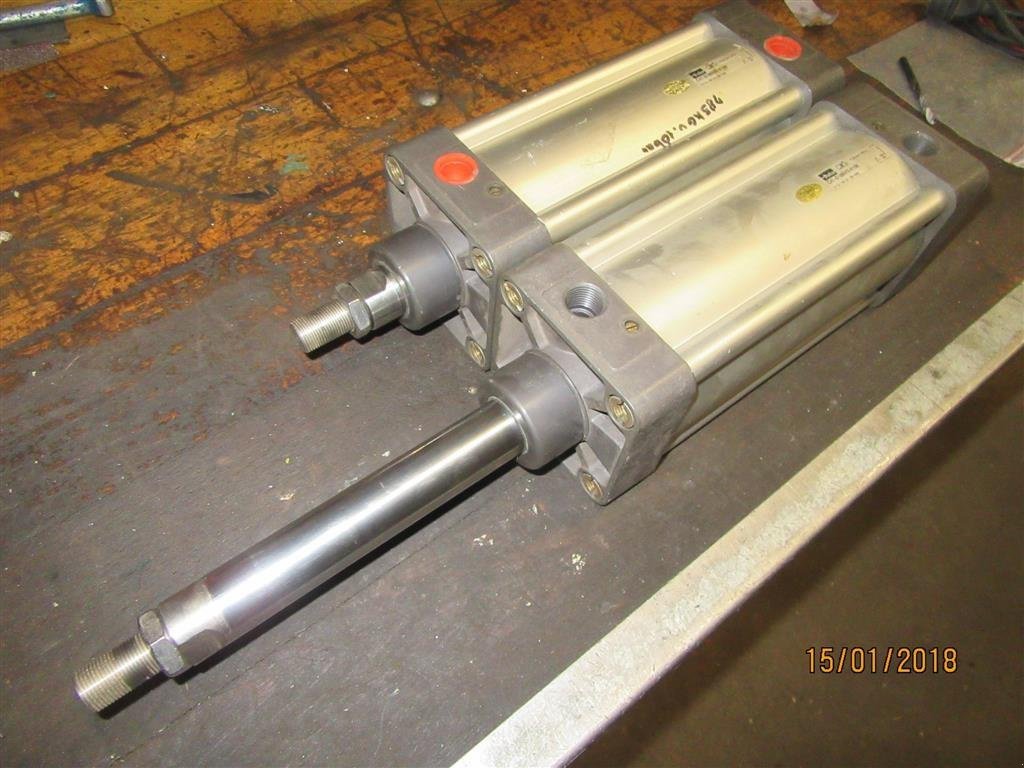 Sonstiges des Typs Parker 2 Luft cylinder, Gebrauchtmaschine in Høng (Bild 1)