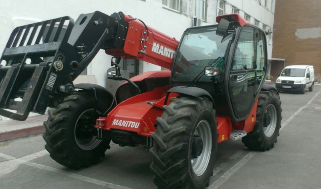 Teleskopstapler des Typs Manitou 935 H, Neumaschine in Київ (Bild 1)