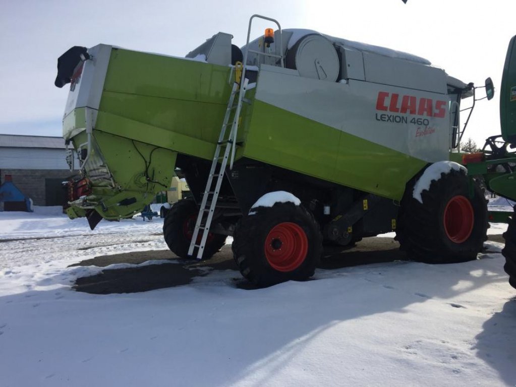 Oldtimer-Mähdrescher des Typs CLAAS Lexion 460 Evolution, Neumaschine in Золочів (Bild 4)