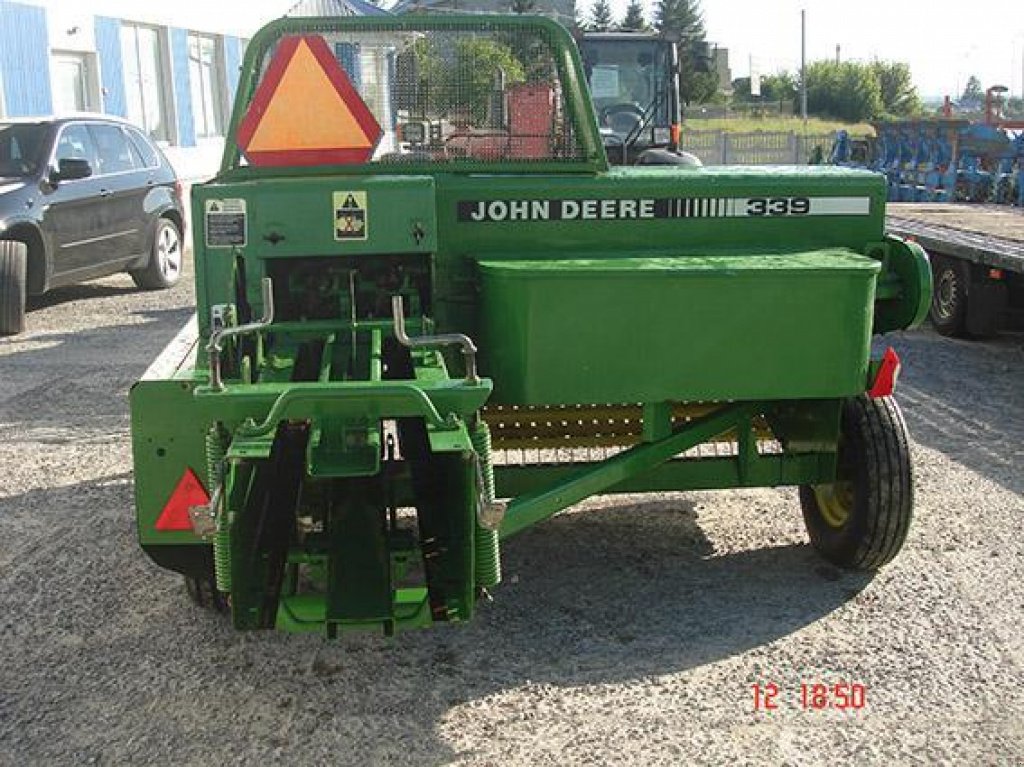 Hochdruckpresse des Typs John Deere 339,  in Рівне (Bild 4)