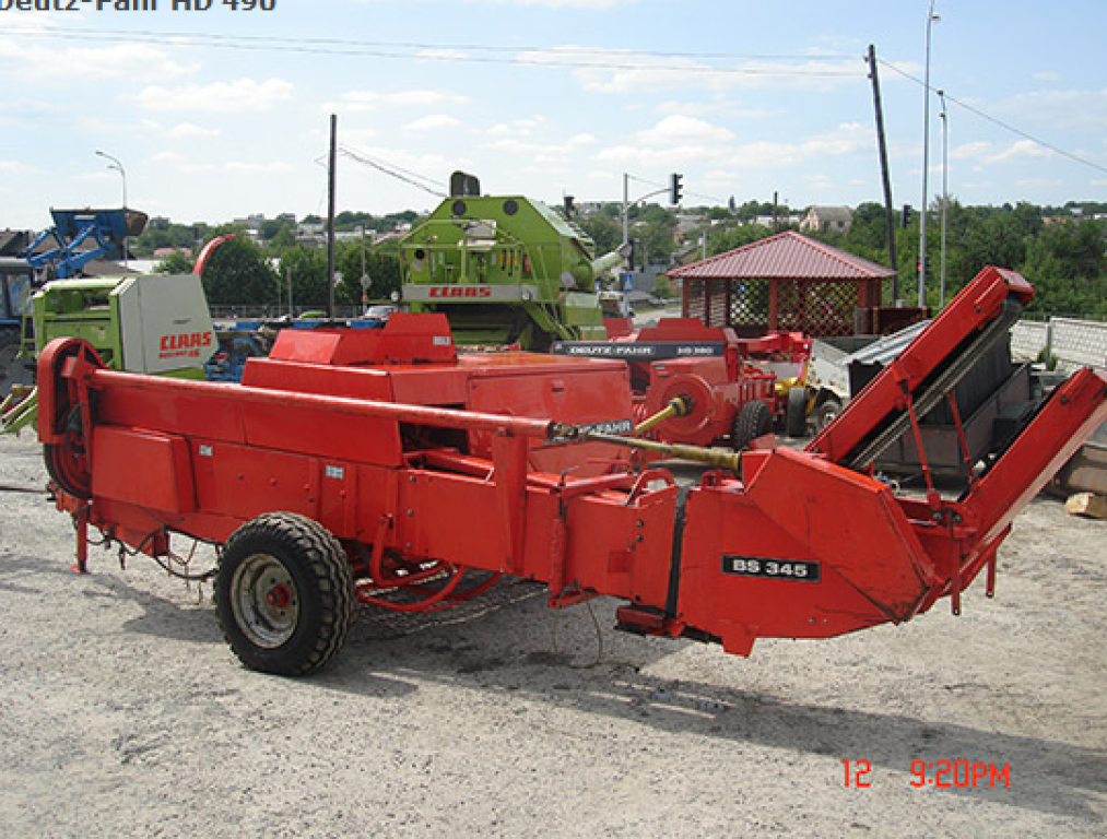 Hochdruckpresse des Typs Same Deutz Fahr HD 490,  in Рівне (Bild 2)