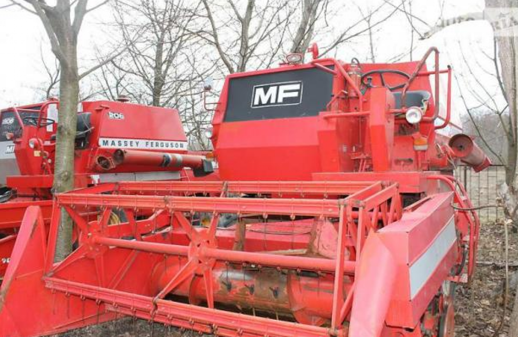 Oldtimer-Mähdrescher des Typs Massey Ferguson 240, Neumaschine in Луцьк (Bild 5)