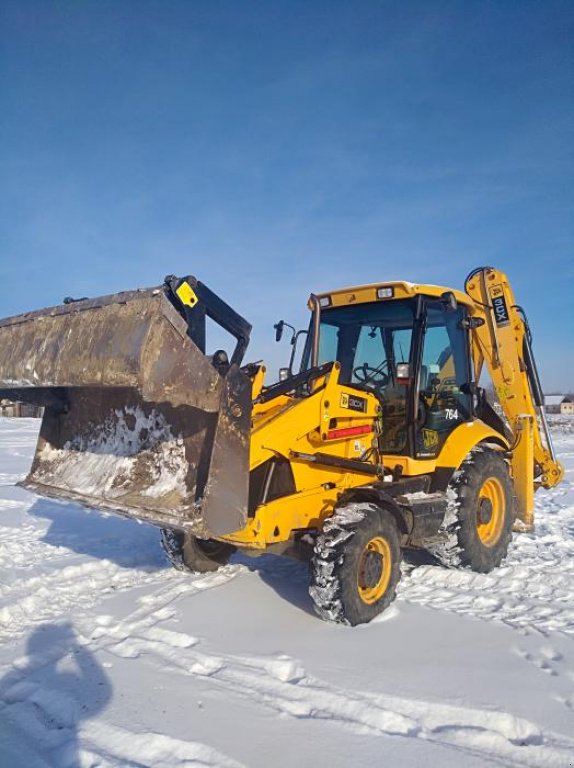 Frontlader des Typs JCB 3CX,  in Біла Церква (Bild 3)