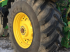 Oldtimer-Traktor des Typs John Deere 8310R, Neumaschine in Київ (Bild 9)