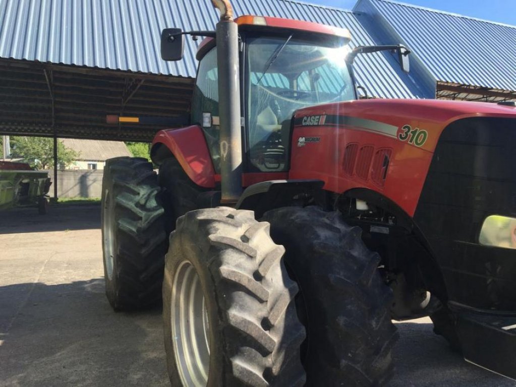 Oldtimer-Traktor des Typs Case IH Magnum 310, Neumaschine in Володарка (Bild 2)