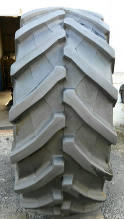 Reifen des Typs Trelleborg 710/75R42 TM900,  in Житомир (Bild 1)