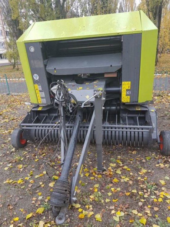 Rundballenpresse des Typs CLAAS Rollant 340 RC,  in Київ (Bild 8)