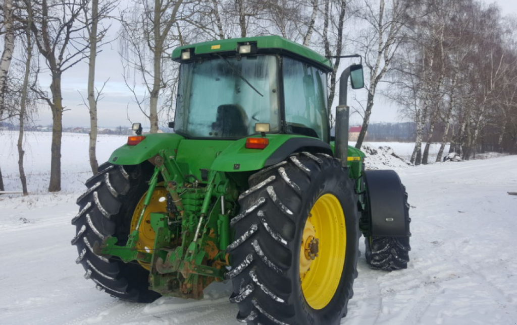 Oldtimer-Traktor des Typs John Deere 8100, Neumaschine in Тернопіль (Bild 5)