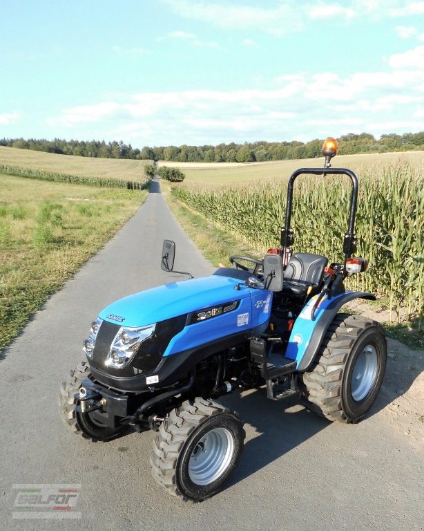 Traktor des Typs Solis 26 mit Industriebereifung, Neumaschine in Gillenfeld (Bild 11)