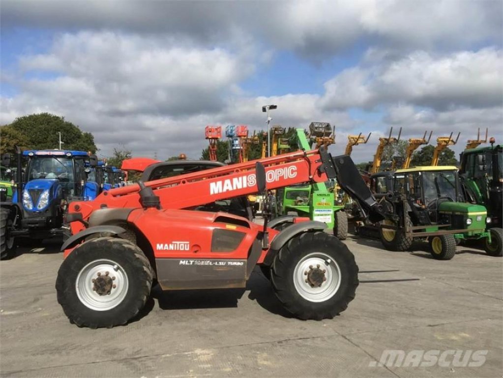 Teleskopstapler des Typs Manitou MLT 1035 LT LSU, Neumaschine in Не обрано (Bild 2)