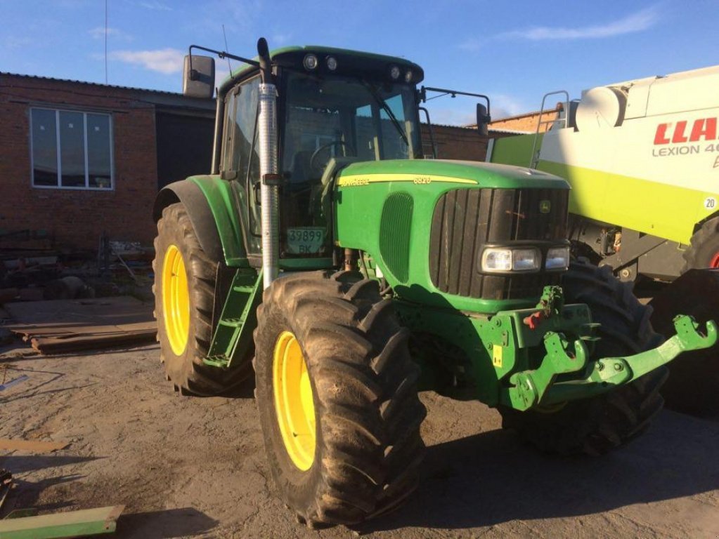 Oldtimer-Traktor des Typs John Deere 6820, Neumaschine in Рівне (Bild 5)