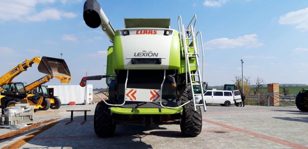 Oldtimer-Mähdrescher des Typs CLAAS Lexion 580, Neumaschine in Рівне (Bild 2)