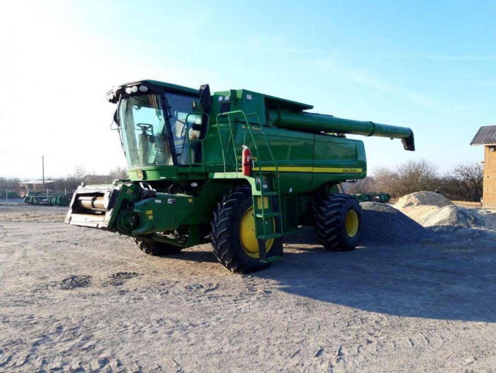 Oldtimer-Mähdrescher des Typs John Deere 9770 STS Bullet Rotor, Neumaschine in Рівне (Bild 3)