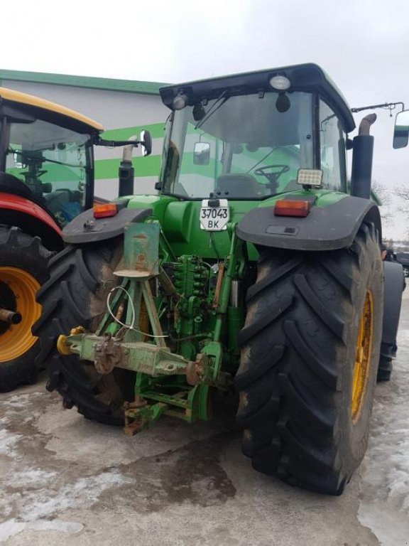 Oldtimer-Traktor des Typs John Deere 8430, Neumaschine in Рівне (Bild 4)