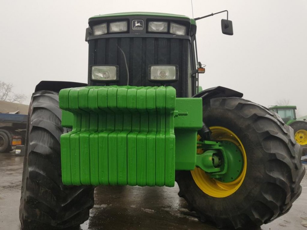 Oldtimer-Traktor des Typs John Deere 8400, Gebrauchtmaschine in Путрівка (Bild 5)