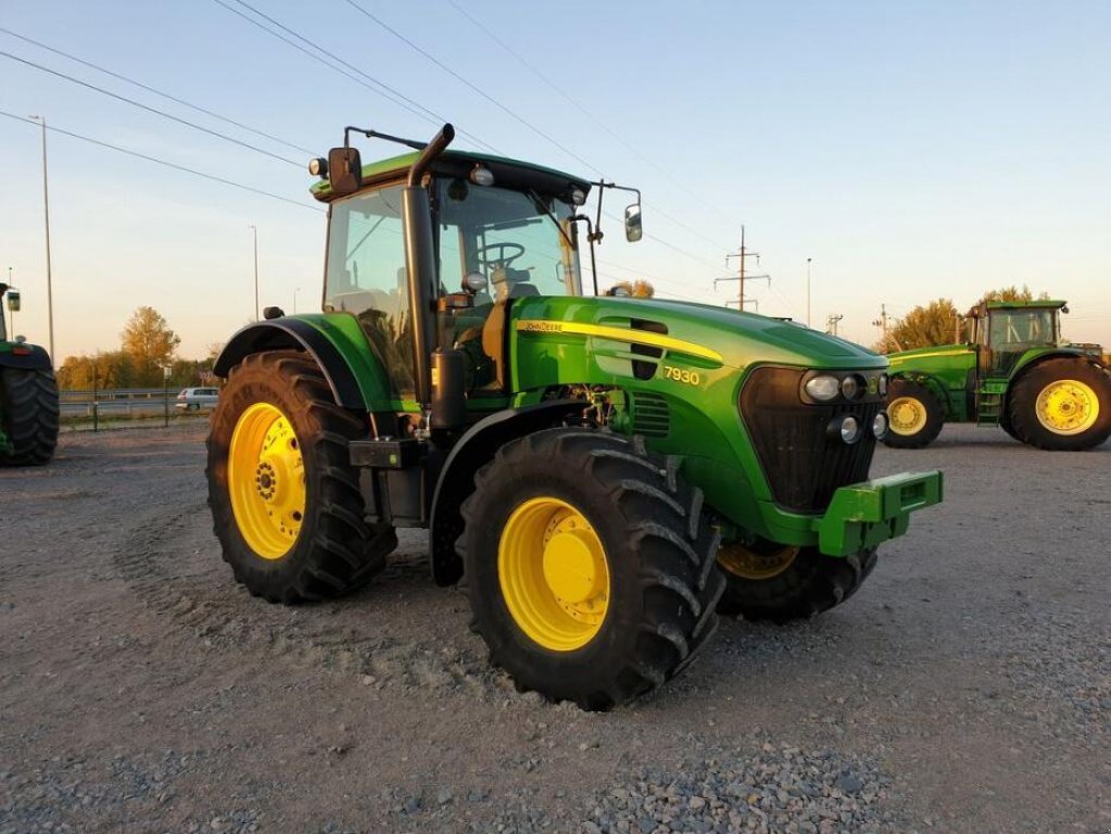 Oldtimer-Traktor des Typs John Deere 7930, Gebrauchtmaschine in Путрівка (Bild 1)