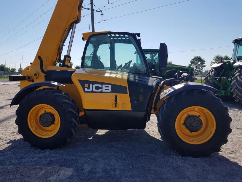 Teleskopstapler des Typs JCB 531-70 Agri, Neumaschine in Путрівка (Bild 9)