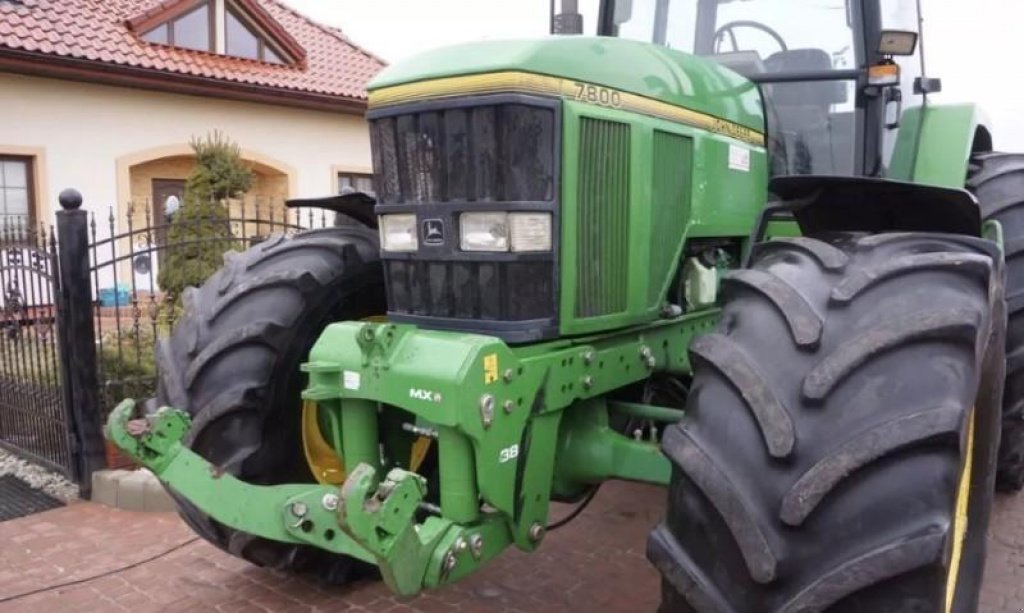 Oldtimer-Traktor des Typs John Deere 7800, Neumaschine in Вінниця (Bild 2)