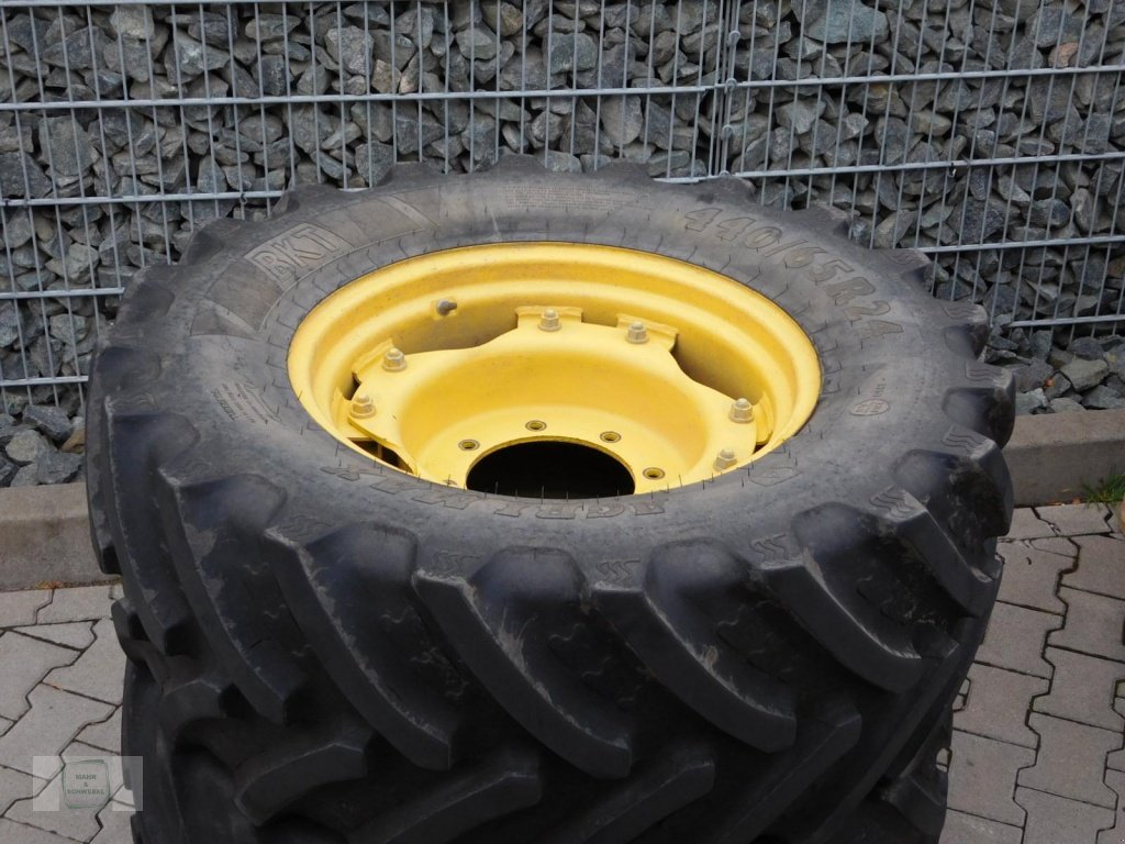 Komplettradsatz des Typs BKT 440/65R24, Gebrauchtmaschine in Gross-Bieberau (Bild 2)