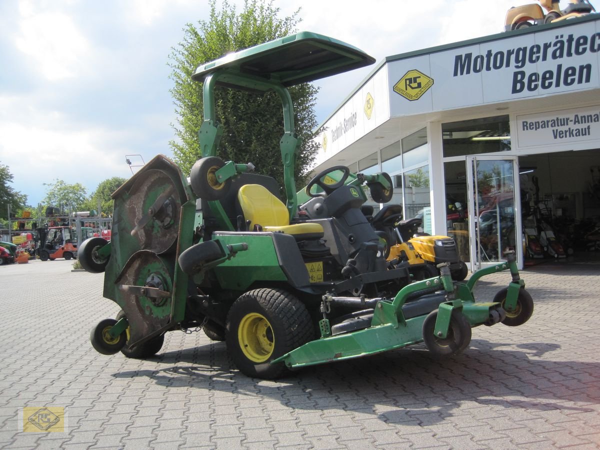 Sitzrasenmäher des Typs John Deere WAM 1600, Gebrauchtmaschine in Beelen (Bild 1)